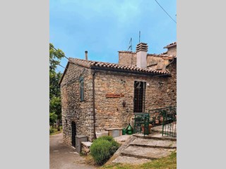 Quadrilocale in Vendita a Semproniano, 135'000&euro;, 82 m², arredato