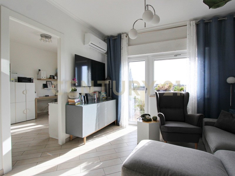 Appartamento in Vendita a Roma, 279'000&euro;, 101 m²