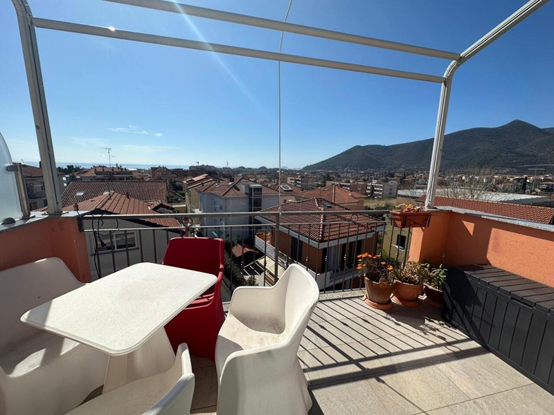 Bilocale in Affitto a Loano, 1'200&euro;, 38 m², arredato