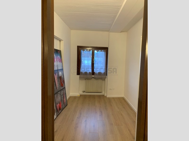 Trilocale in Vendita a Schio, 85'000&euro;, 65 m²