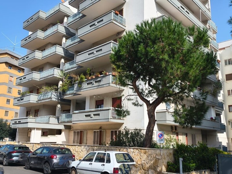 Appartamento in Vendita a Monopoli, zona PERIFERIA SUD, 370'000&euro;, 163 m²