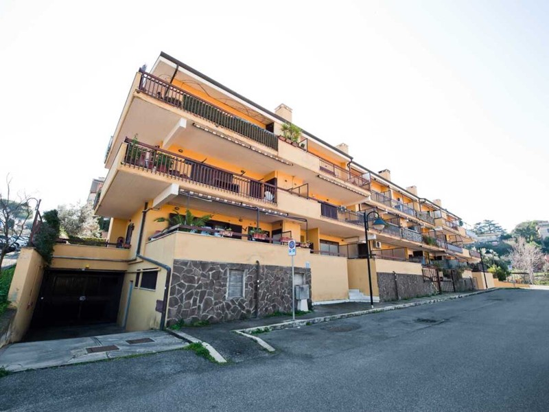 Bilocale in Vendita a Grottaferrata, 135'000&euro;, 55 m²