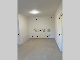 Trilocale in Affitto a Rovellasca, 1'000&euro;, 80 m², con Box
