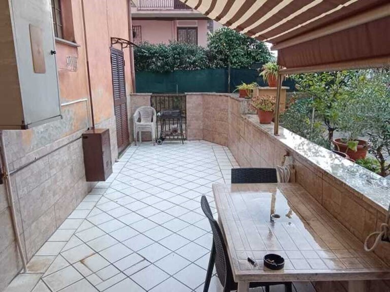 Bilocale in Vendita a Roma, zona Torre Gaia, 120'000&euro;, 43 m²