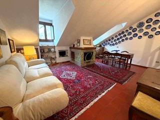 Bilocale in Vendita a Courmayeur, zona Larzey, 465'000&euro;, 53 m², arredato, con Box