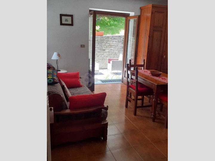 Bilocale in Affitto a Morgex, zona Lavancher, 48 m², arredato, con Box