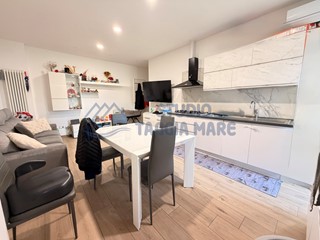 Trilocale in Vendita a Riva Ligure, 280'000&euro;, 75 m², arredato