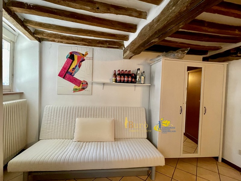 Monolocale in Affitto a Parma, zona Centro storico, 420&euro;, 28 m², arredato
