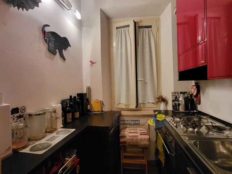 Bilocale in Vendita a Parma, zona Oltretorrente, 138'000&euro;, 45 m², arredato