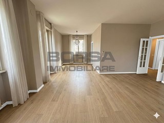 Appartamento in Vendita a Livorno, 590'000&euro;, 165 m², con Box