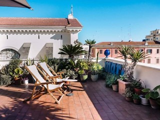 Quadrilocale in Affitto a Anzio, zona Centro, 5'500&euro;, 120 m², arredato