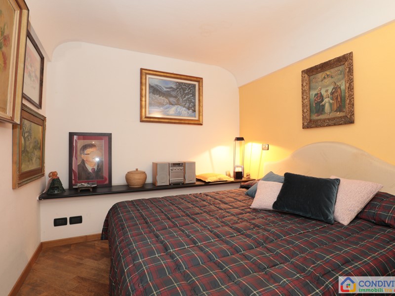 Appartamento in Vendita a Genova, zona Centro, 500'000&euro;, 180 m²