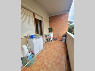 Appartamento in Vendita a Livorno, zona Borgo Cappuccini, 330'000&euro;, 160 m², con Box