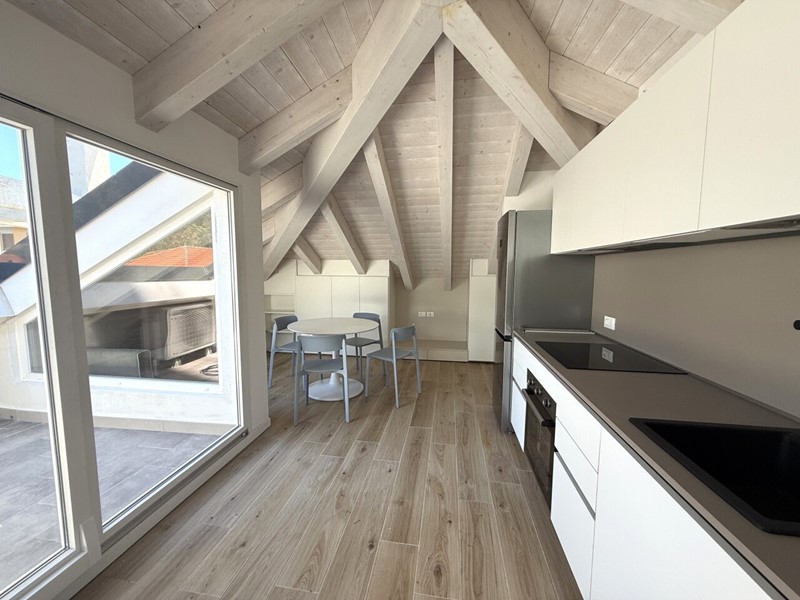 Trilocale in Vendita a Varazze, 345'000&euro;, 63 m²