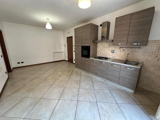 Trilocale in Vendita a Fonte Nuova, 129'000&euro;, 55 m²