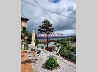 Trilocale in Vendita a La Spezia, zona Periferia Nord Ovest, 255'000&euro;, 65 m²