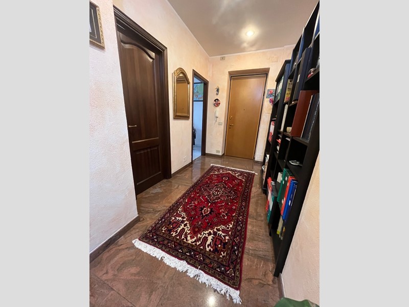 Trilocale in Vendita a Torino, zona Pozzo Strada, 195'000&euro;, 77 m²