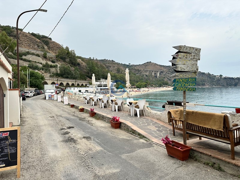 Trilocale in Vendita a Stalettì, zona Caminia, 95'000&euro;, 55 m²