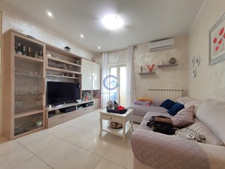 Trilocale in Affitto a Catanzaro, zona Centro storico, 500&euro;, 115 m²