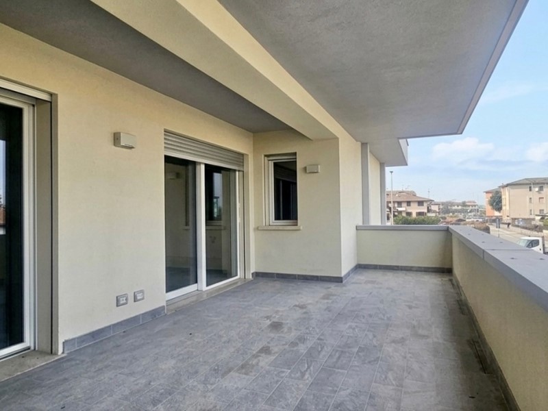 Quadrilocale in Vendita a Torbole Casaglia, 350'000&euro;, 142 m², con Box