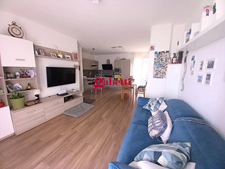 Trilocale in Vendita a San Clemente, 245'000&euro;, 120 m², con Box