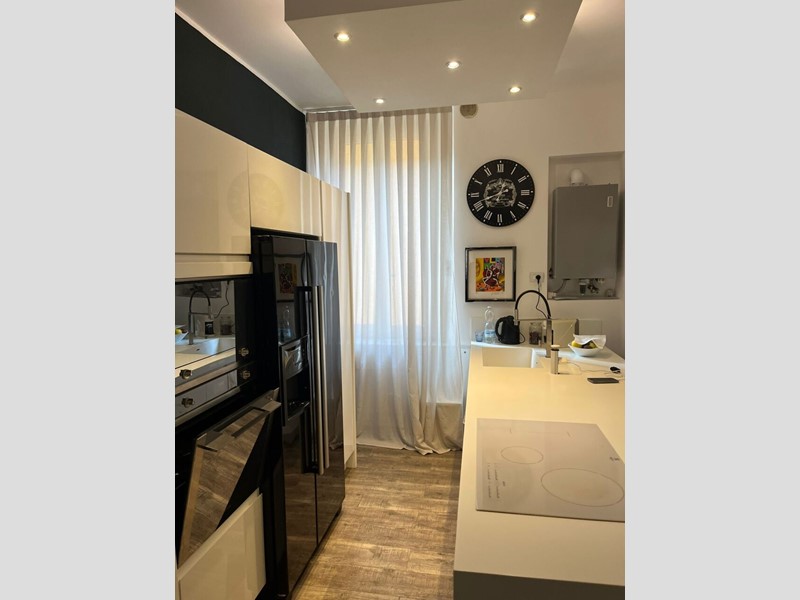 Quadrilocale in Affitto a Pescara, 1'500&euro;, 72 m²