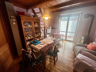 Trilocale in Vendita a Oulx, 145'000&euro;, 55 m², con Box