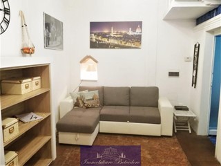 Bilocale in Affitto a Firenze, zona Oltrarno, 1'400&euro;, 47 m², arredato