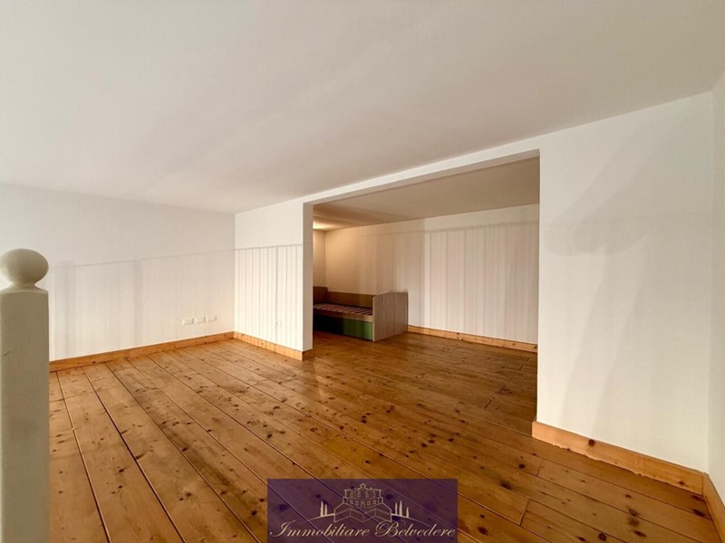 Trilocale in Affitto a Firenze, zona Soffiano, 1'250&euro;, 80 m², arredato