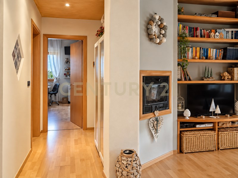 Appartamento in Vendita a Abbadia San Salvatore, 123'000&euro;, 99 m², arredato