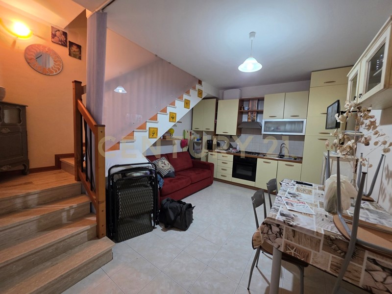 Trilocale in Vendita a Castiglione della Pescaia, zona Punta Ala, 170'000&euro;, 50 m², con Box