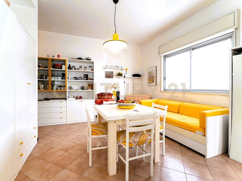 Trilocale in Vendita a Giardini Naxos, 73'000&euro;, 47 m²