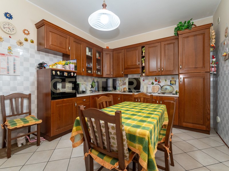 Quadrilocale in Vendita a Pedara, 149'000&euro;, 123 m², con Box