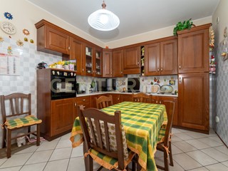 Quadrilocale in Vendita a Pedara, 149'000&euro;, 123 m², con Box