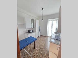 Quadrilocale in Vendita a Savona, zona OLTRE LETIMBRO, 165'000&euro;, 85 m², arredato