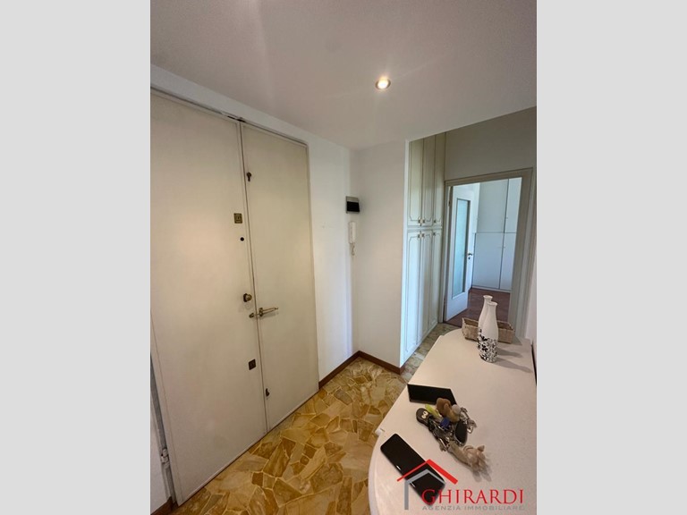 Appartamento in Affitto a Genova, zona Rivarolo, 600&euro;, 63 m², arredato
