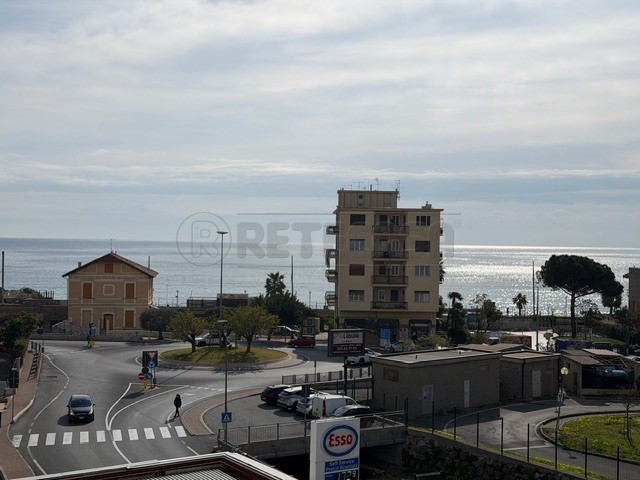 Quadrilocale in Vendita a Pietra Ligure, 230'000&euro;, 70 m²