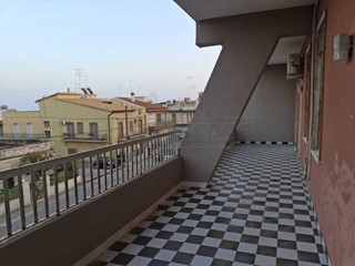 Appartamento in Vendita a Siracusa, 180'000&euro;, 187 m²