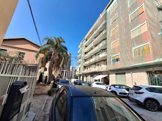 Appartamento in Vendita a Siracusa, 135'000&euro;, 151 m²