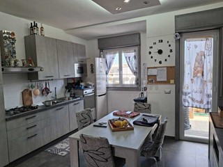 Appartamento in Vendita a Siracusa, 98'000&euro;, 92 m², arredato, con Box