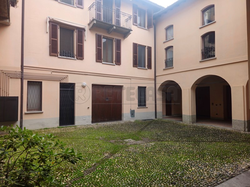 Appartamento in Vendita a Cremona, 550'000&euro;, 286 m², con Box