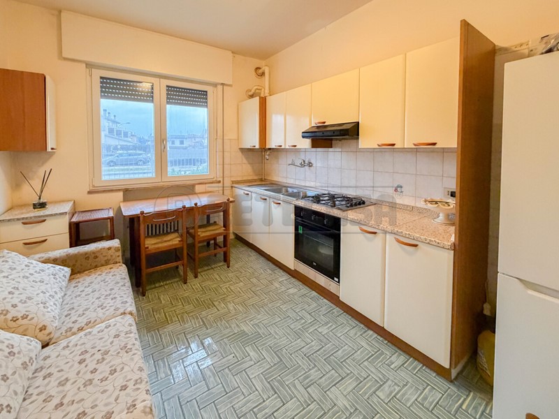 Trilocale in Vendita a Creazzo, 71'000&euro;, 48 m², con Box