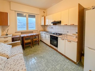 Trilocale in Vendita a Creazzo, 71'000&euro;, 48 m², con Box