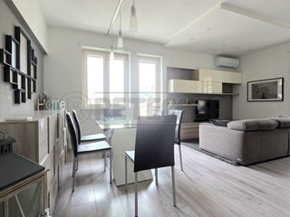 Appartamento in Vendita a Valdagno, 135'000&euro;, 84 m², arredato, con Box