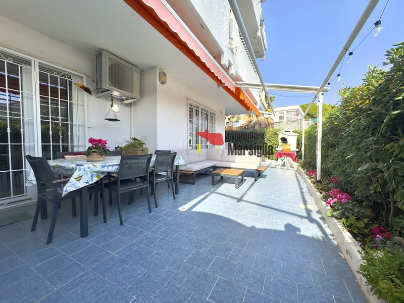 Trilocale in Vendita a Sanremo, 273'000&euro;, 69 m²