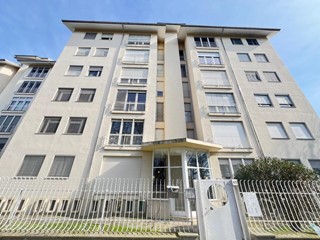 Trilocale in Vendita a Vercelli, 158'000&euro;, 128 m²