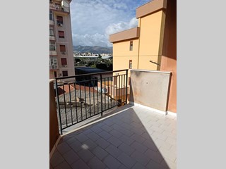Appartamento in Vendita a Palermo, 165'000&euro;, 123 m²