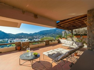 Appartamento in Vendita a Monte Argentario, zona Poggio Pertuso, 880'000&euro;, 143 m²