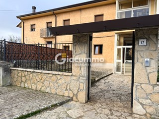 Appartamento in Vendita a Potenza, 100'000&euro;, 116 m², con Box