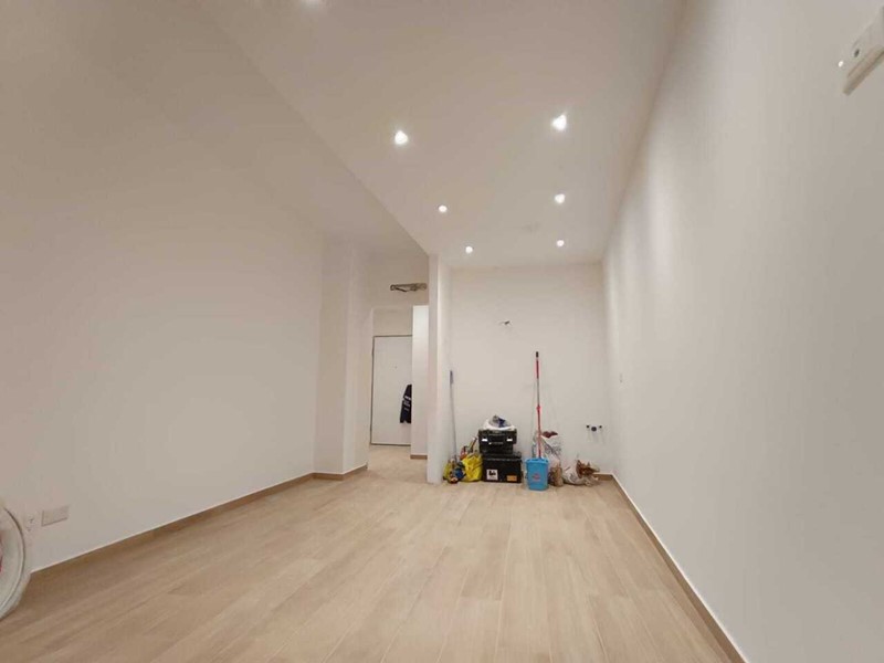 Trilocale in Vendita a Sanremo, 239'000&euro;, 60 m²